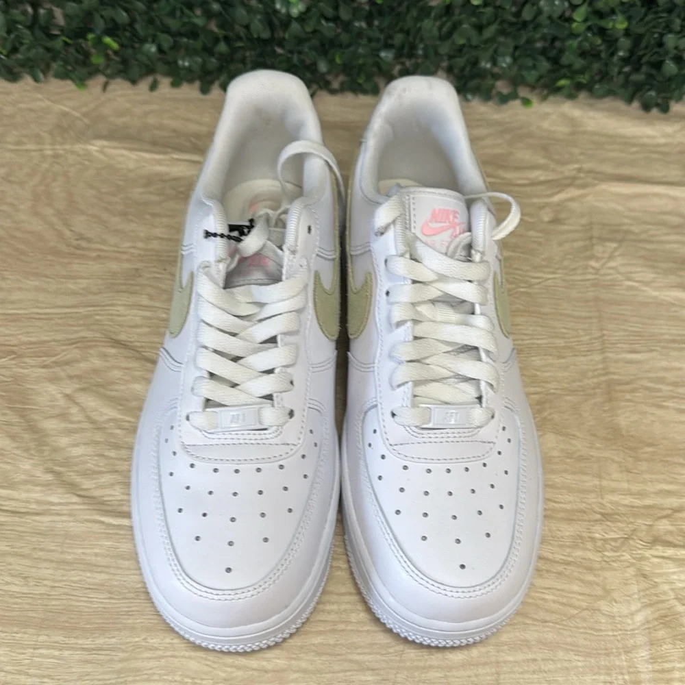 Nike Air Force 1 Low - W8.5
